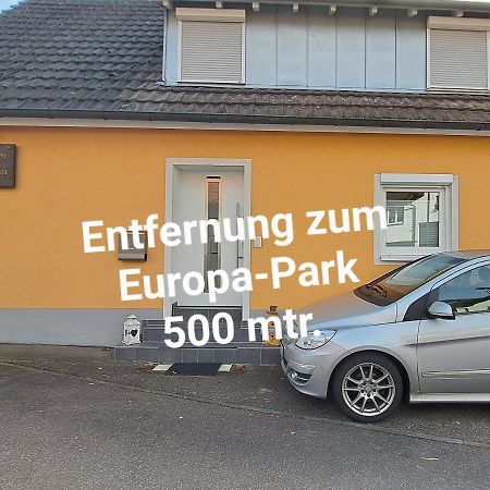 Ferienwohnung Punkt, 5 Gehminuten Vom Europa-Park Руст Екстериор снимка